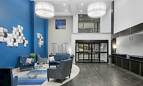 Holiday Inn Express & Suites Houston North - IAH Airport